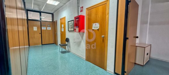 Edificio en Castellón de la Plana, Spain 8738 m² No. 138133 23