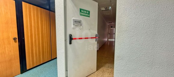 Edificio en Castellón de la Plana, Spain 8738 m² No. 138133 31