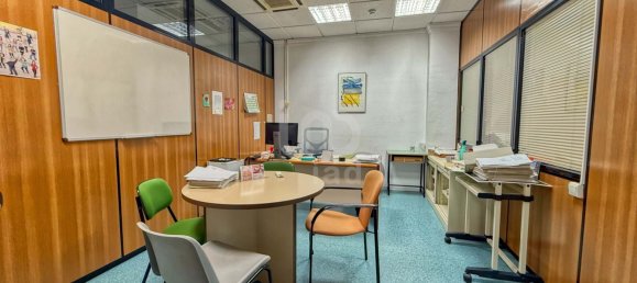 Edificio en Castellón de la Plana, Spain 8738 m² No. 138133 30