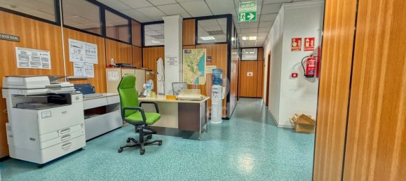 Edificio en Castellón de la Plana, Spain 8738 m² No. 138133 32