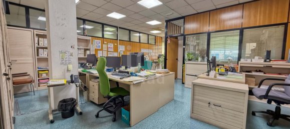 Edificio en Castellón de la Plana, Spain 8738 m² No. 138133 9