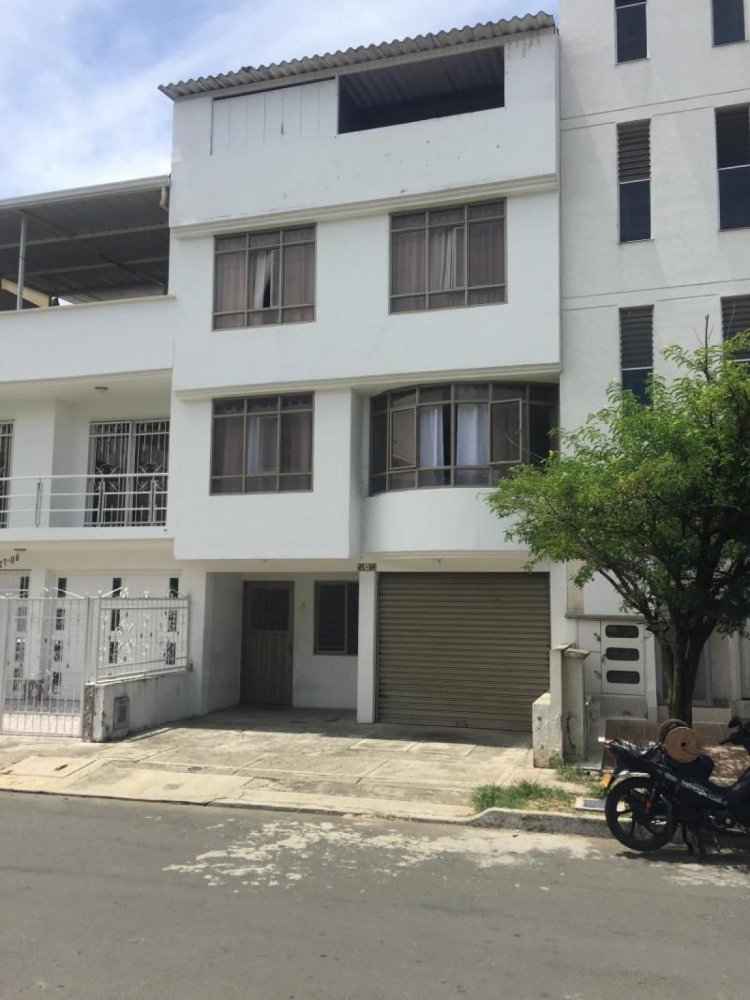 Casa de 4 dormitorios en Valle del Cauca, Colombia No. 4003