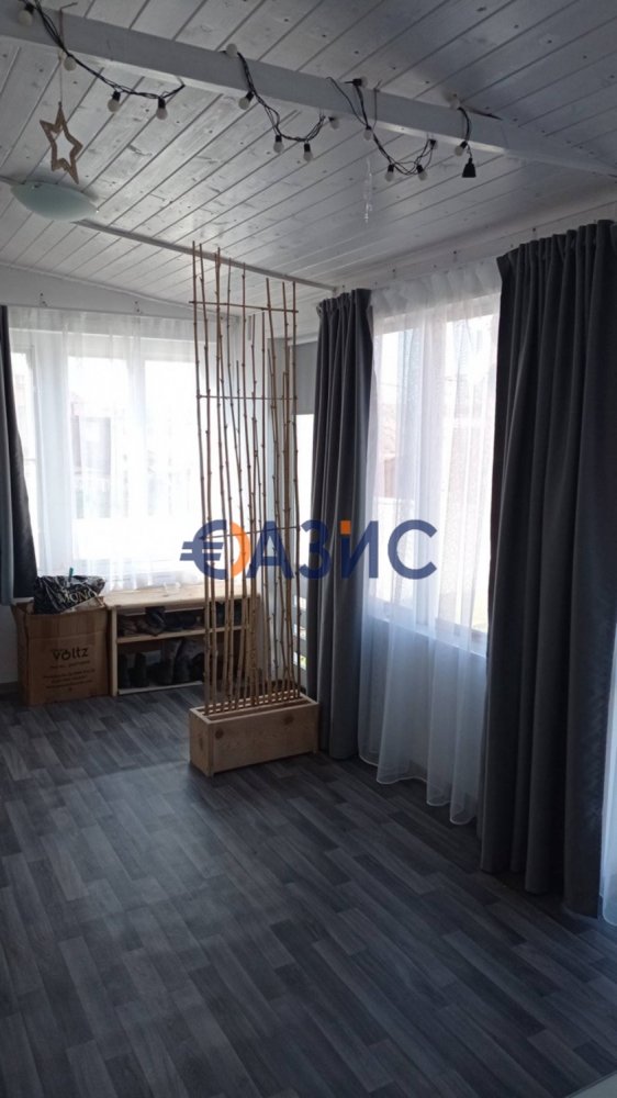 1 bedroom House in Poroy, Bulgaria No. 365