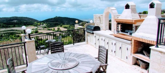 Villa de 4 dormitorios en Paphos, Cyprus No. 12682 12