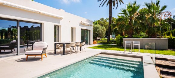 3 bedrooms House in San Miguel de Salinas, Spain No. 13493 5