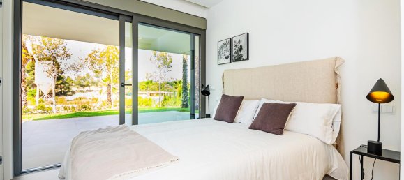 3 bedrooms House in San Miguel de Salinas, Spain No. 13493 27