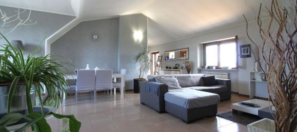 5 rooms Apartment in Brandizzo, Italy No. 306665 2