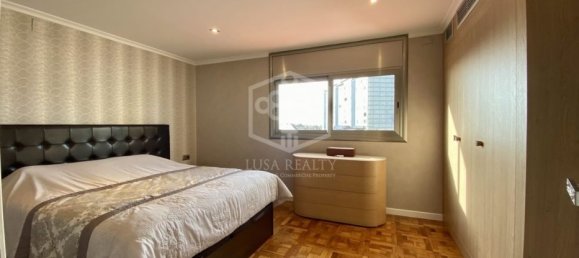 4 bedrooms Apartment in Barcelona, Spain No. 7426 21