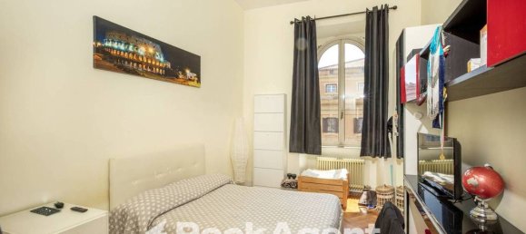 4 bedrooms Apartment in Rome, Italy No. 334928 10