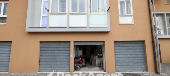 21m² Garage in Catanzaro, Italy No. 181869 5