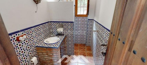 5 bedrooms House in Sedella, Spain No. 42727 16