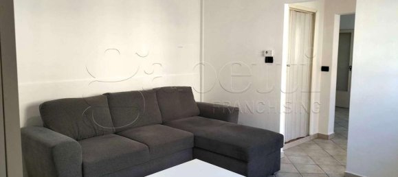 4 rooms House in Ferrara, Italy No. 35639 3