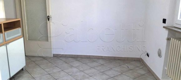 4 rooms House in Ferrara, Italy No. 35639 7