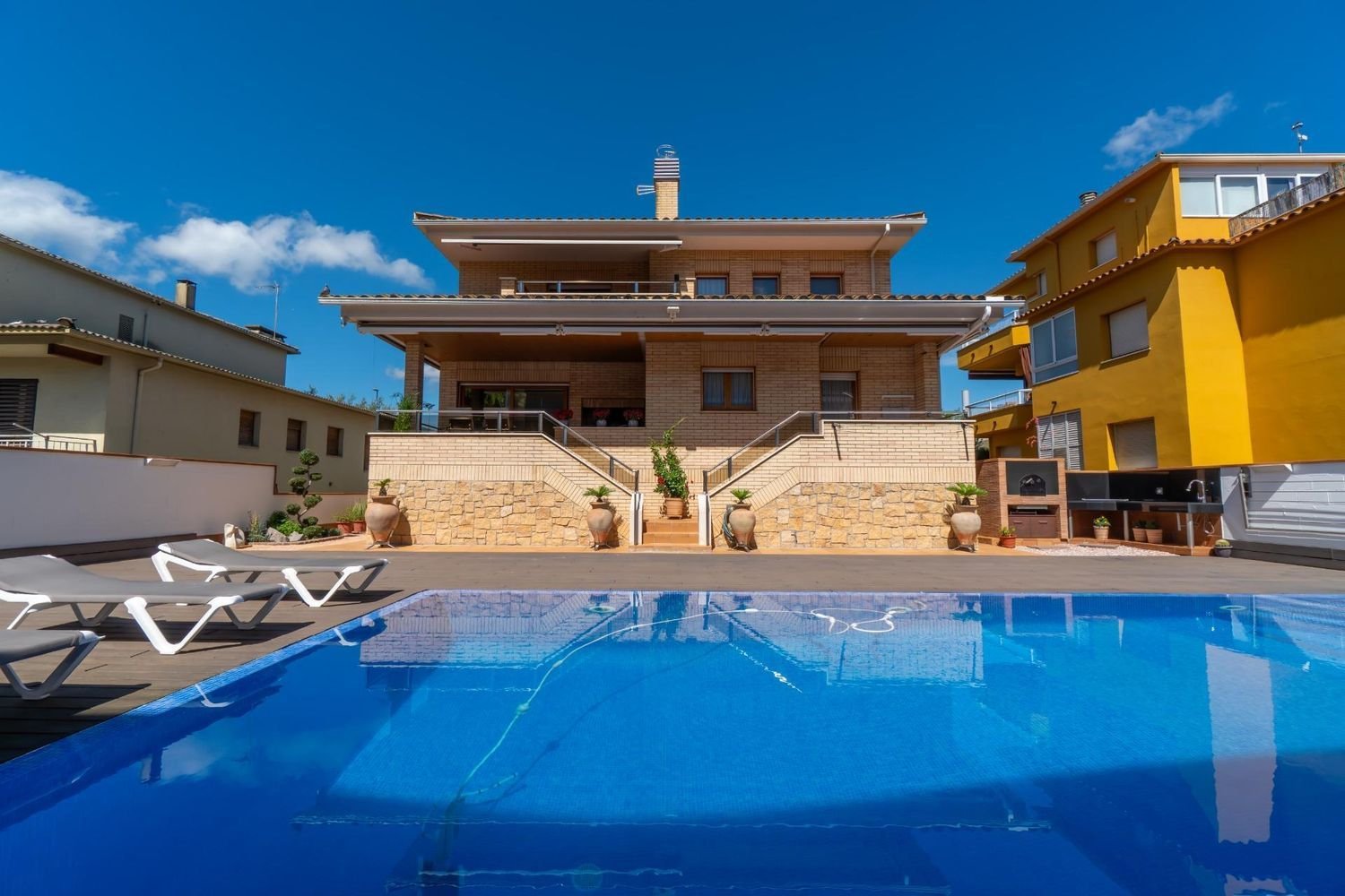 Casa de 4 dormitorios en Banyoles, Spain No. 194339