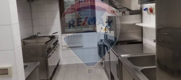 Коммерческая недвижимость с 3 комнатами в Лентате суль Севезо, Италия № 52926 10