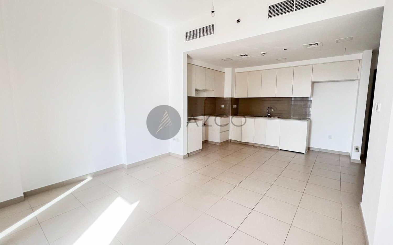 2 bedrooms Apartment in Town Square, UAE No. 34272