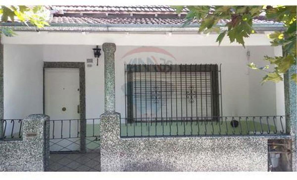 2 bedrooms House in General San Martin, Argentina No. 60834