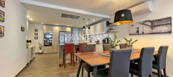 3 غرف نوم طابقين في Attard, Malta رقم 10904 8