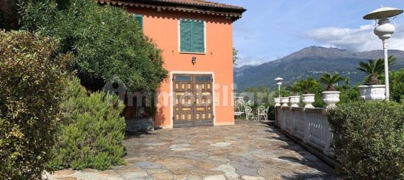 6 bedrooms Villa in Ivrea, Italy No. 49752 3