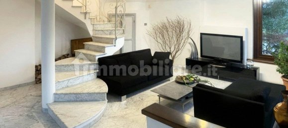 6 bedrooms Villa in Ivrea, Italy No. 49752 10