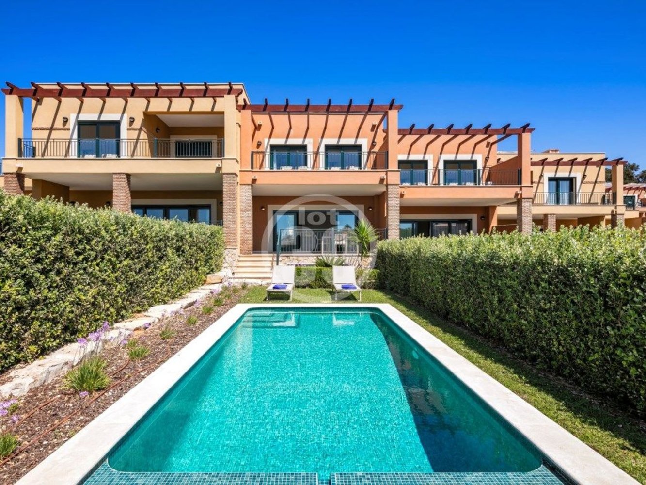 2 bedrooms House in Lagoa, Portugal No. 93609