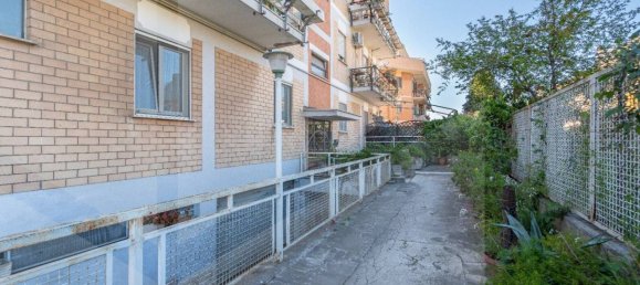 2 rooms Penthouse in Ciampino, Italy No. 17858 24