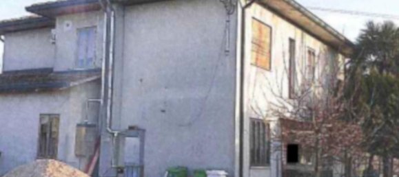 2 bedrooms Apartment in Crespino, Italy No. 336489 2