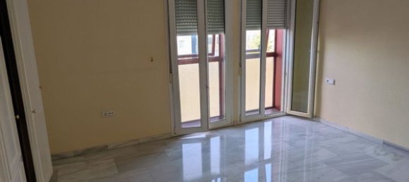 Apartamento de 4 dormitorios en Córdoba, Spain No. 190108 18
