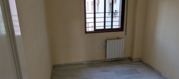 Apartamento de 4 dormitorios en Córdoba, Spain No. 190108 11
