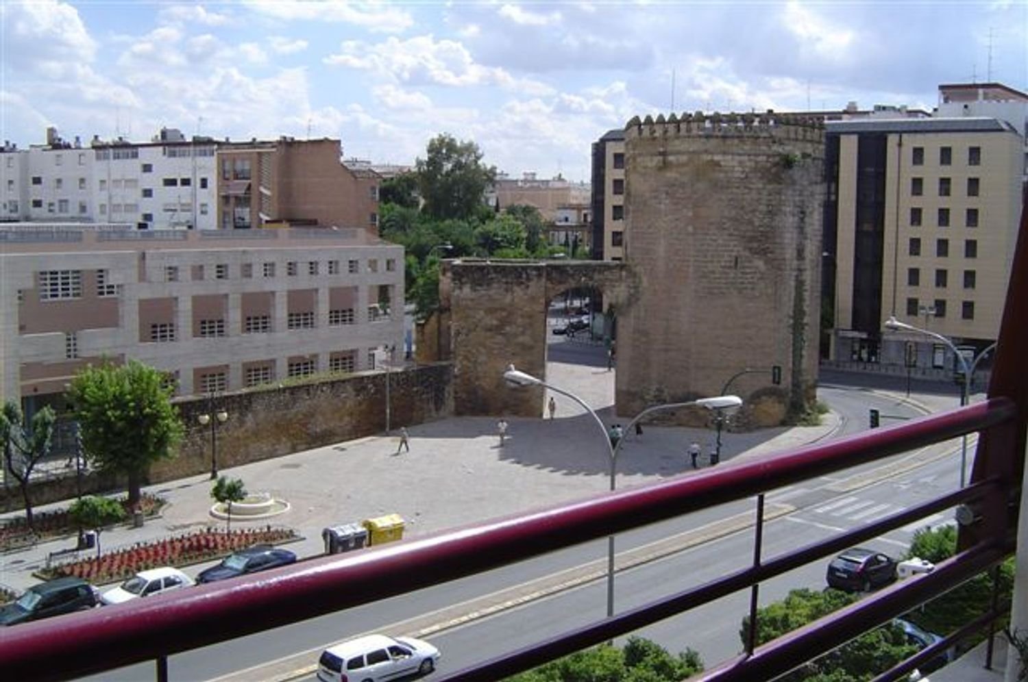 Apartamento de 4 dormitorios en Córdoba, Spain No. 190108