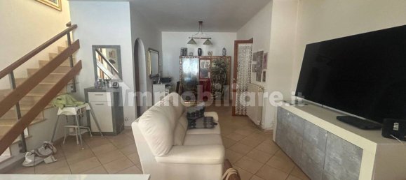 Villa T3 em Anzio, Italy N.º 311199 8