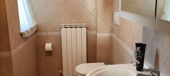 4 bedrooms Apartment in Todi, Italy No. 373928 6