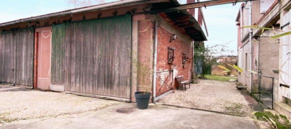 5 bedrooms House in Vitry-le-Francois, France No. 156549 11