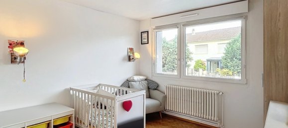 4 Schlafzimmer Haus in Courcelles-sur-Nied, France, Nr. 237599 13