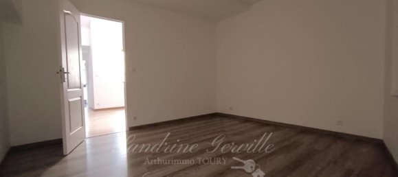 2 Schlafzimmer Stadthaus in Toury, France, Nr. 269981 8