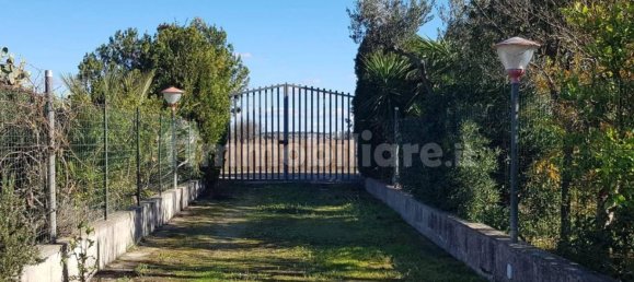 3 bedrooms Villa in Galatina, Italy No. 319300 3