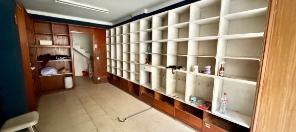 Propiedad comercial en Santander, Spain 54 m² No. 149892 2