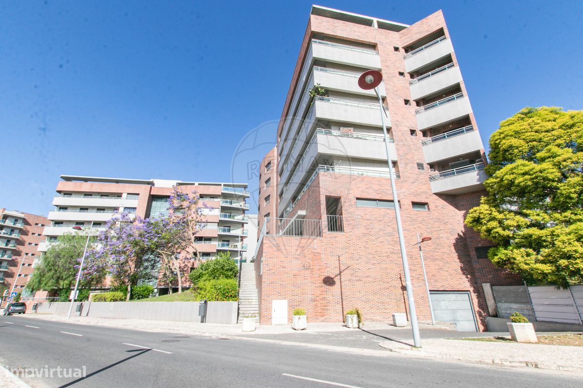 Garage à Vila Franca de Xira, Portugal 309m² No. 79869