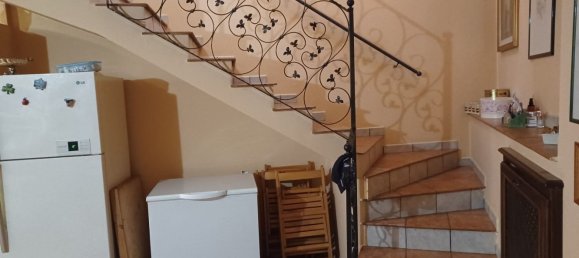 Dúplex de 3 dormitorios en Pisoniano, Italy No. 73543 15