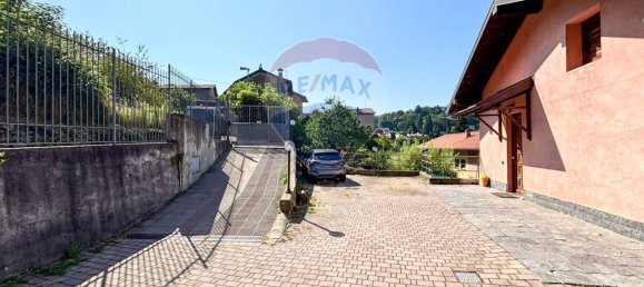 3 غرف نوم شقة في Varese, Italy رقم 361273 24