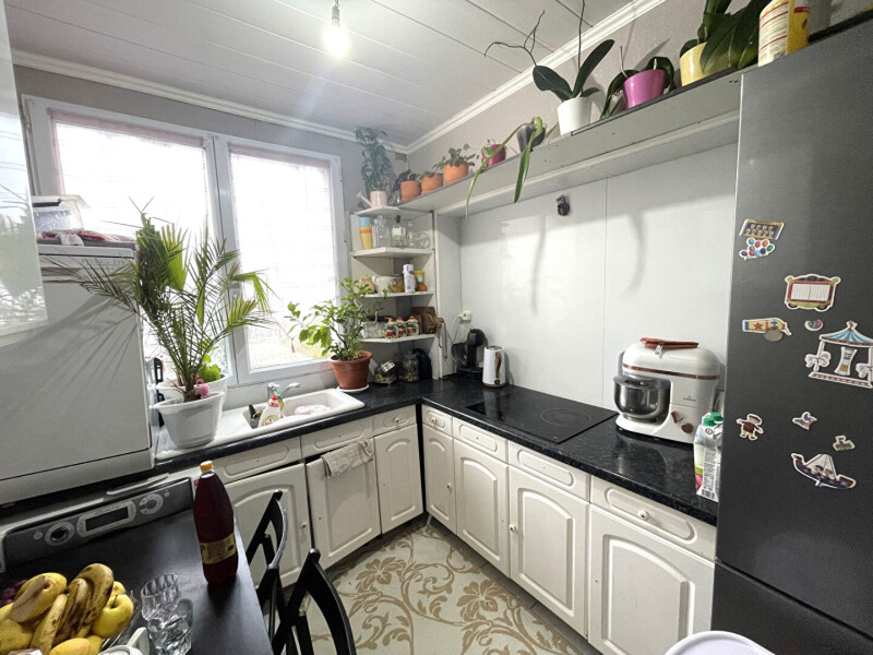 1 غرف نوم شقة في Les Pavillons-sous-Bois, France رقم 182963