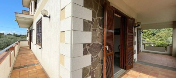 Вилла с 4 спальнями в Сора, Италия № 56364 12