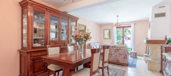 Casa de 5 dormitorios en Bizanos, France No. 291928 3