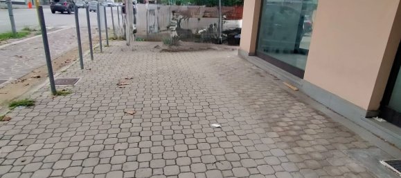 154m² Commercial property in San Giovanni Teatino, Italy No. 169138 10