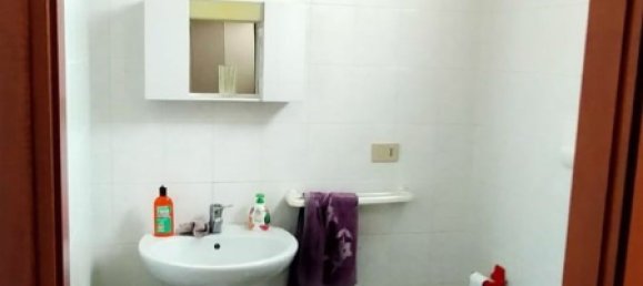 154m² Commercial property in San Giovanni Teatino, Italy No. 169138 14