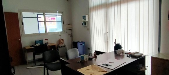 154m² Commercial property in San Giovanni Teatino, Italy No. 169138 33