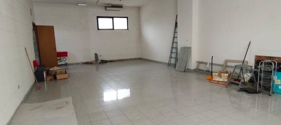154m² Commercial property in San Giovanni Teatino, Italy No. 169138 42