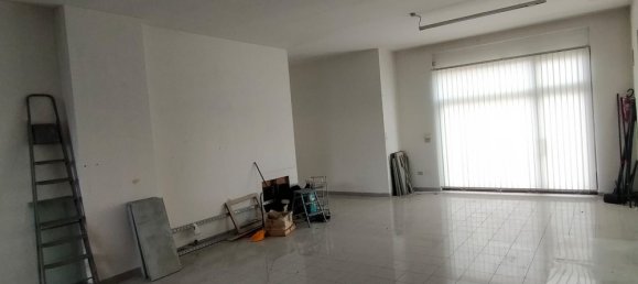 154m² Commercial property in San Giovanni Teatino, Italy No. 169138 40