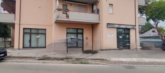 154m² Commercial property in San Giovanni Teatino, Italy No. 169138 16