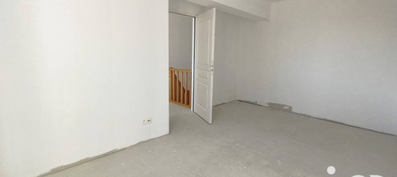 3 Schlafzimmer Villa in Villecheneve, France, Nr. 204660 10